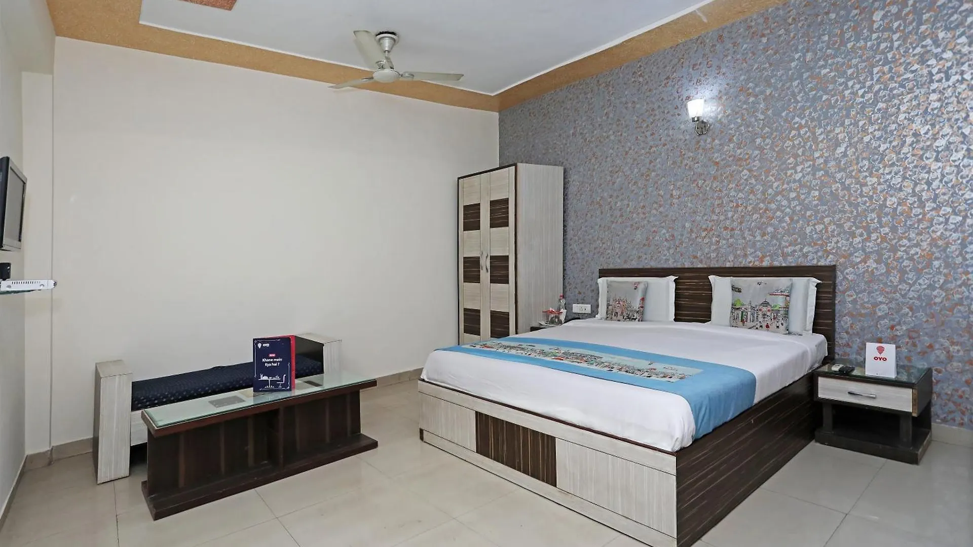 Hotel O Shanti Palace Agra